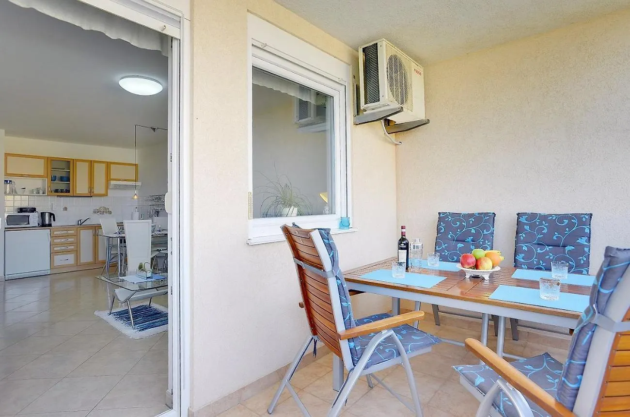 Helle Ferienwohnung 400 Meter Zum Strand Liznjan 0*,